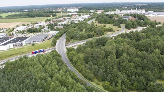 Gewerbegebiet an der Autobahn | Foto: © Stadtwerke Böhmetal