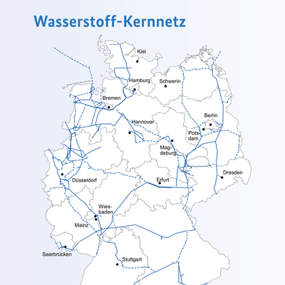 Die Karte zeigt das geplante Wasserstoff-Kernnetz in Deutschland, präsentiert vom Bundesministerium für Wirtschaft und Klimaschutz sowie FNB Gas.      Linienarten:         Durchgezogene blaue Linien: Umstellungsleitungen         Gestrichelte blaue Linien: Neubauleitungen      Wichtige Städte: Kiel, Hamburg, Bremen, Schwerin, Berlin, Potsdam, Dresden, Hannover, Magdeburg, Erfurt, Düsseldorf, Wiesbaden, Saarbrücken, Stuttgart, München.  Die Karte veranschaulicht die geplante Wasserstoff-Infrastruktur zur Verbindung wichtiger Städte und Regionen in Deutschland.